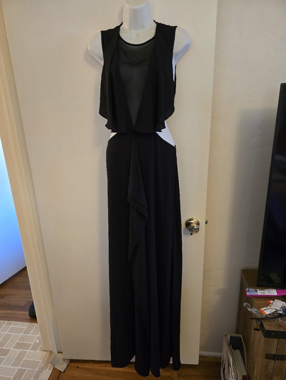 BCBG Max Azria NWT Black Cutout Maxi Dress Size 4 Open Back Formal Evening Gown - Picture 5 of 10